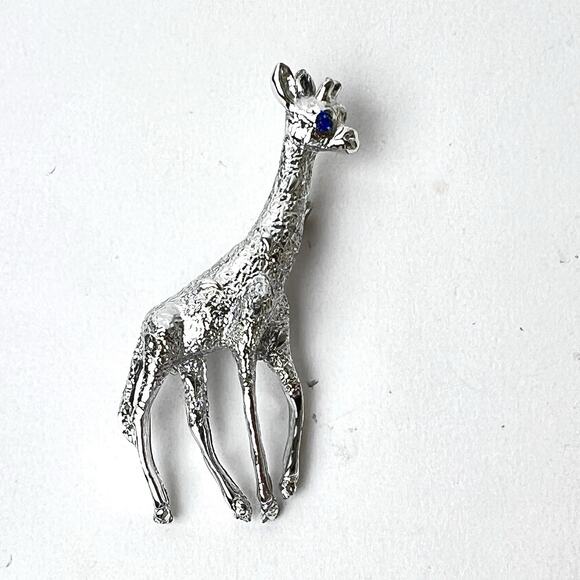 Giraffe Brooch Lot 3 Pins Silver Tone Figural Wood Gold Tone Inset Resin Spots - Picture 2 of 6